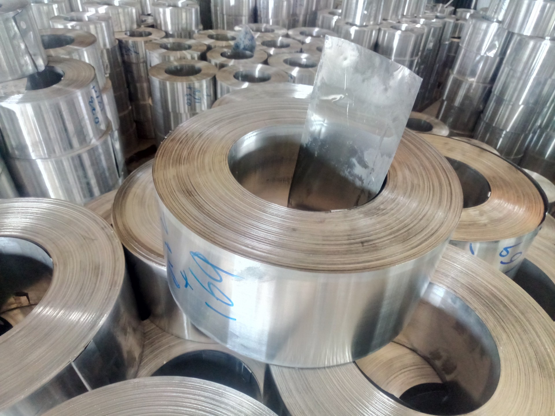 材質(zhì)1060鋁卷帶